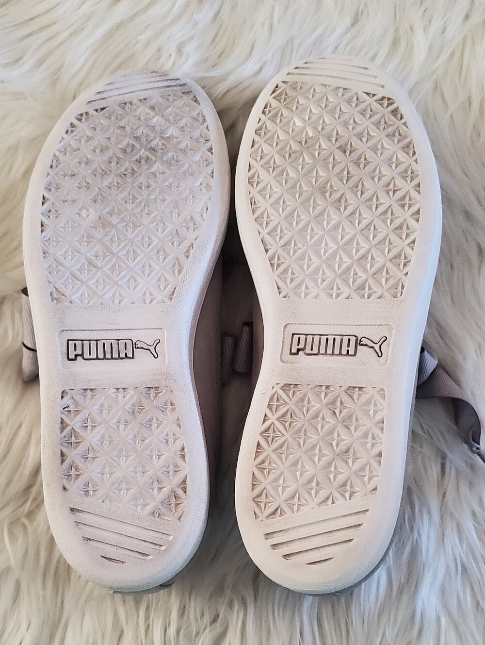 PUMA Vikky Ribbon Suede Sneakers Gray Satin Lace SoftFoam+ Women's Size 10 - Picture 11 of 11